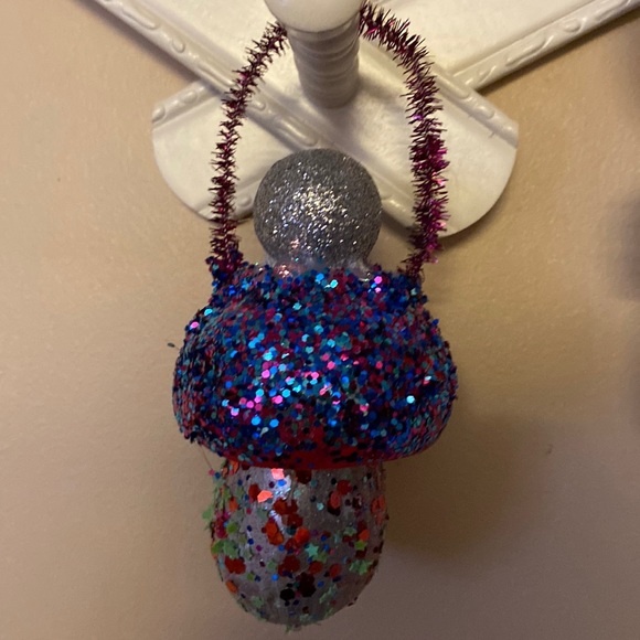 Holiday Mushroom Ornament - Picture 1 of 6
